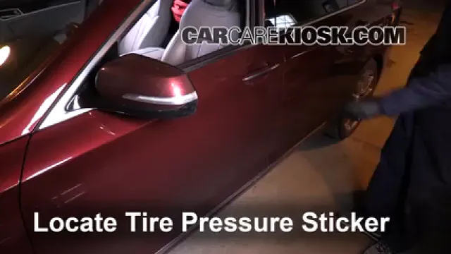 2016 Hyundai Genesis 3.8 3.8L V6 Pneus et roues Vérifier la pression des pneus